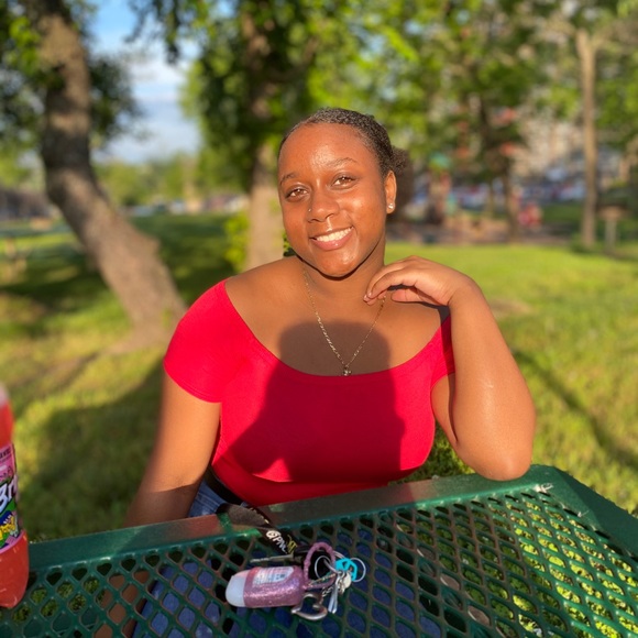 Meet your Posher, Mary - Picture 5 of 5